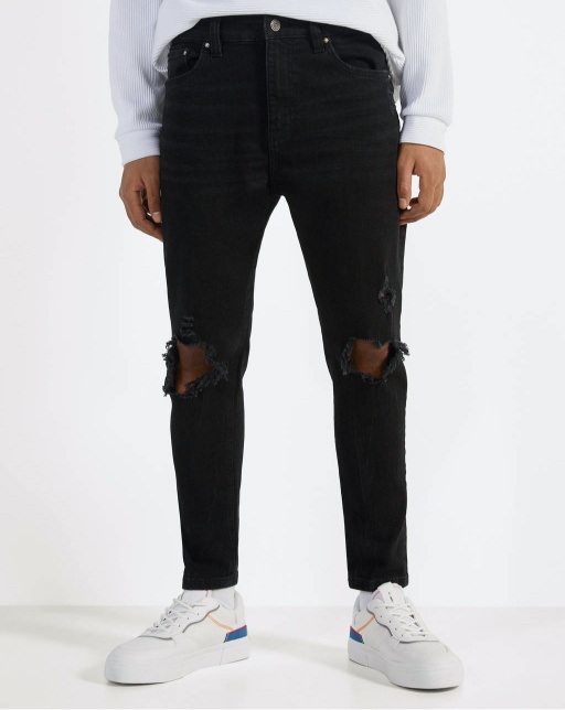 Ripped carrot fit jeans