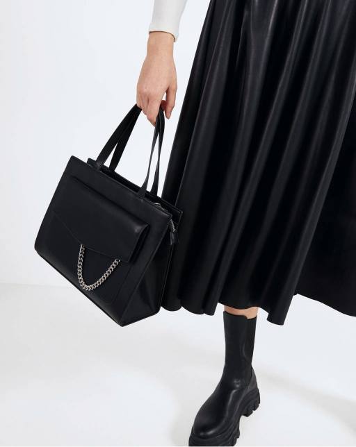 Tote bag with chain - Image 5